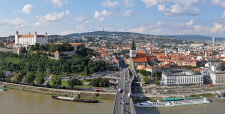 Slovakiyada təqaüd proqramı elan edildi