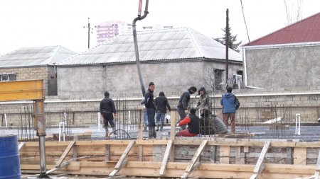 Xırdalanda yeni bina tikintisi narazılıq yaradıb-VIDEO