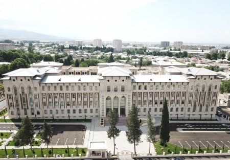 Prezident Aqrar Universitetin yeni tədris korpusunun açılışında iştirak edib