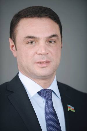 Eldəniz Səlimov: " Azərbaycan daim dinamik inkişafı ilə diqqət mərkəzindədir"