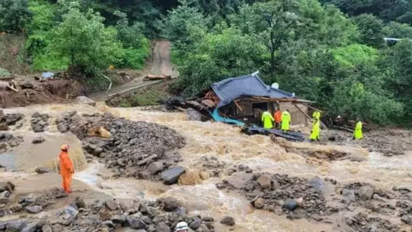 Leysan yağışlar və sel Cənubi Koreyada 40-a yaxın can aldı
