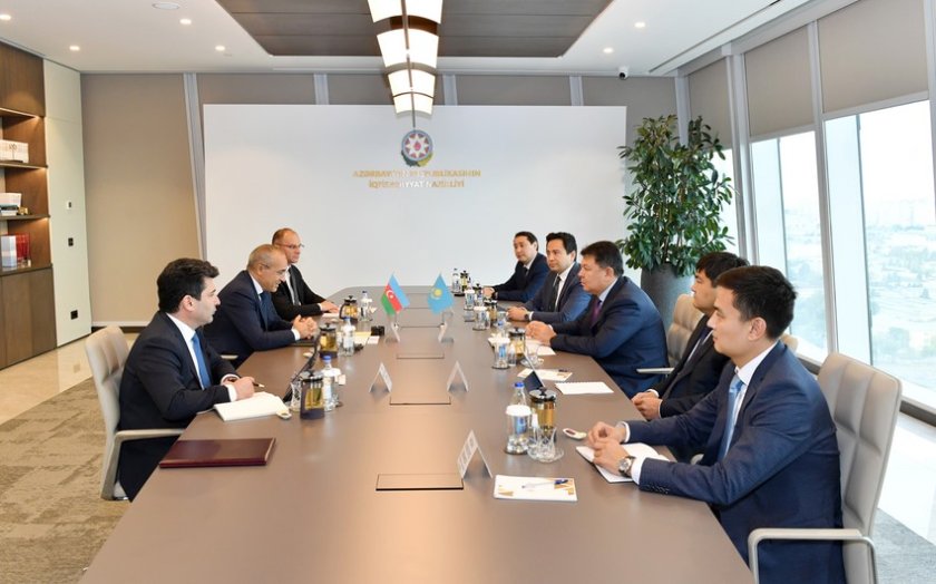 Azərbaycanla Qazaxıstan arasında əməkdaşlığın inkişafı müzakirə edilib