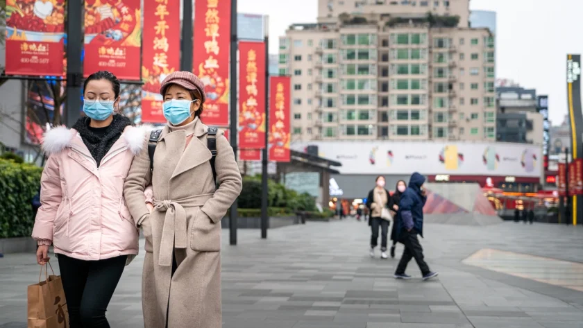 Çin yenidən tibbi maskaya qayıdır