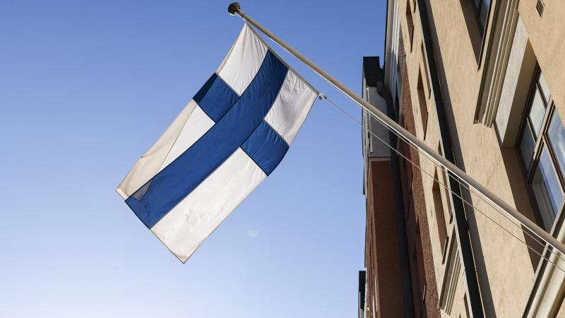Finlandiya Rusiya ilə bütün sərhədini bağlayır