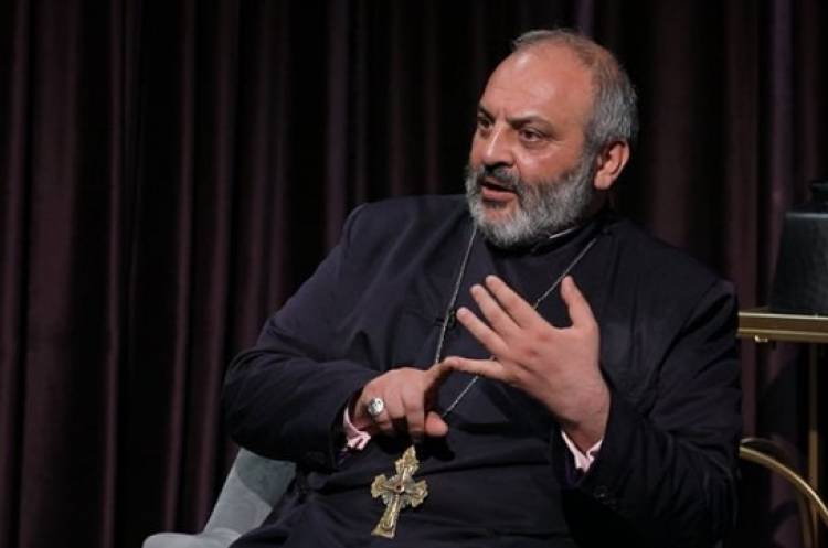 Erməni yepiskop: "Mən özümü revanşist hesab edirəm"