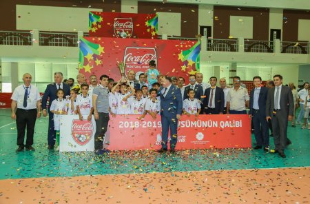 “Coca-Cola Məktəbli Kuboku” futbol turnirinin qalibi müəyyənləşib