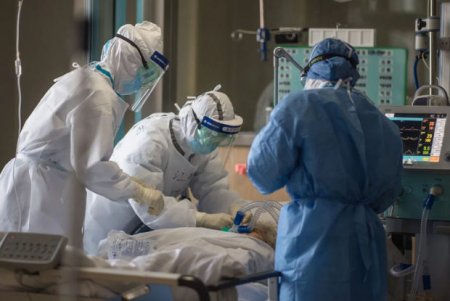 Azərbaycanda klinikanın 10 işçisində koronavirus aşkarlandı