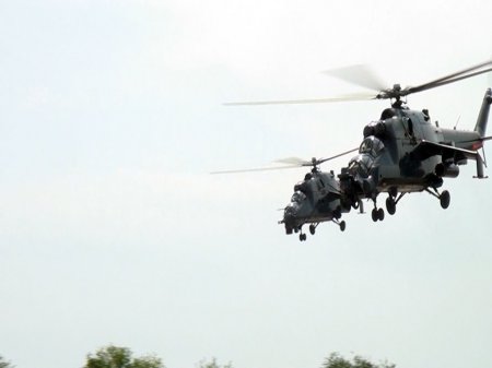 HHQ-nin helikopter bölmələri uçuş məşqləri keçirir - VİDEO