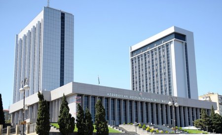 Parlament bir qrup şəxsin Milli Məclisin binasına daxil olması ilə bağlı açıqlama yaydı