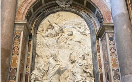 Heydər Əliyev Fondu Vatikanda “Roma Papası I Leon ilə Hun imperatoru Atillanın görüşü” barelyefini bərpa edib