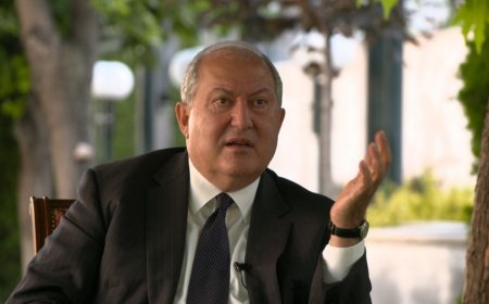 Ermənistan prezidenti Rusiyaya gedib