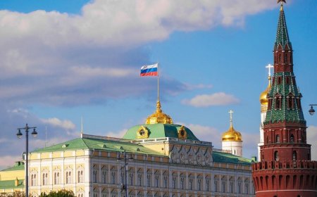 İlqar Altay yazır: Rusiya nədən büdrəyib?
