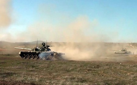 Azərbaycan tankçıları yeni tədris ilində ilk döyüş atışlarını icra ediblər-VİDEO
