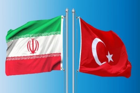 İran mümkün qədər Türkiyəni regiondan kənarlaşdırmaq niyyətindədir