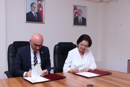 AzMİU ilə Yıldız Texnik Universiteti arasında Anlaşma Memorandumu və Tələbə mübadilə protokolu imzalanıb