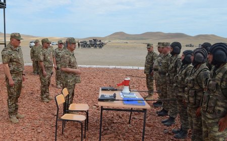 Zakir Həsənov poliqona gedib, hərbçilərin atış məşğələlərini izləyib