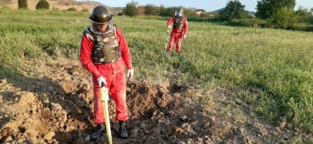 Daşkəsən sakini Kəlbəcərdə minaya düşüb