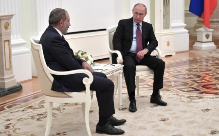 Paşinyan Rusiyada Putinlə görüşəcək