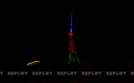 Tbilisi teleqülləsi Azərbaycan bayrağının rəngləri ilə işıqlandırılıb-VIDEO