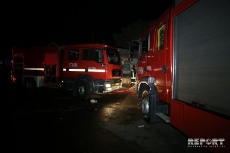 Bakıda yaşayış binasında yanğın olub, sakinlər təxliyə edilib