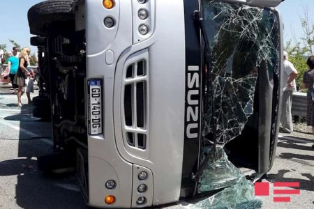 Türkiyədə avtobus aşıb, 35 yaralı var