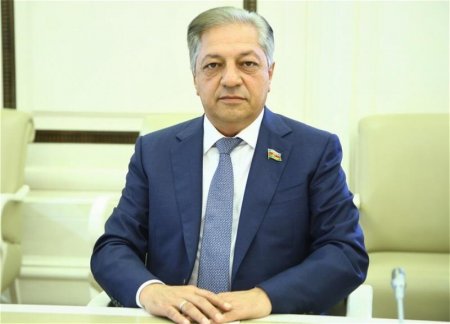 Deputat Cavanşir Feyziyev yazır: Qazaxıstanda nə baş verir?