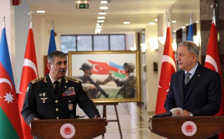 Azərbaycan və Türkiyə arasında hərbi əməkdaşlığın genişləndirilməsi müzakirə edilib
