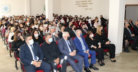 YAP Nizami rayon təşkilatı Xocalı soyqırımının 30-cu ildönümü ilə əlaqədar konfrans keçirib