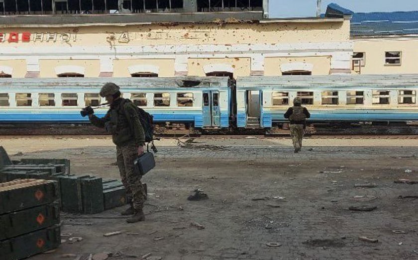 Ukrayna silahlı qüvvələri Trostyanes şəhərinin bir hissəsini azad edib