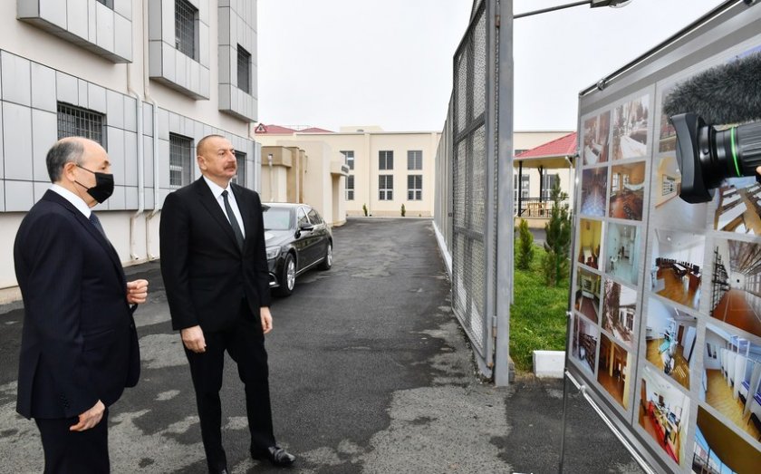 Prezident Bakıda yeni inşa edilən müasir penitensiar müəssisələrdə yaradılan şəraitlə tanış olub