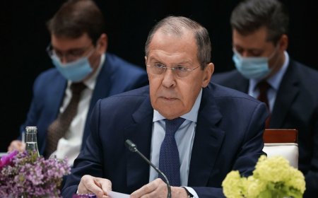 Lavrov: "Krımın geri qayrtarılması müzakirə mövzusu deyil"