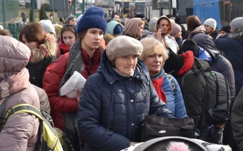 4 milyondan çox qaçqın Ukraynadan qonşu ölkələrə gedib