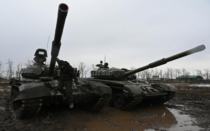 Ukrayna müdafiə naziri: "Hazırda Xarkov, Luqansk və Donbasda ağır döyüşlər gedir"