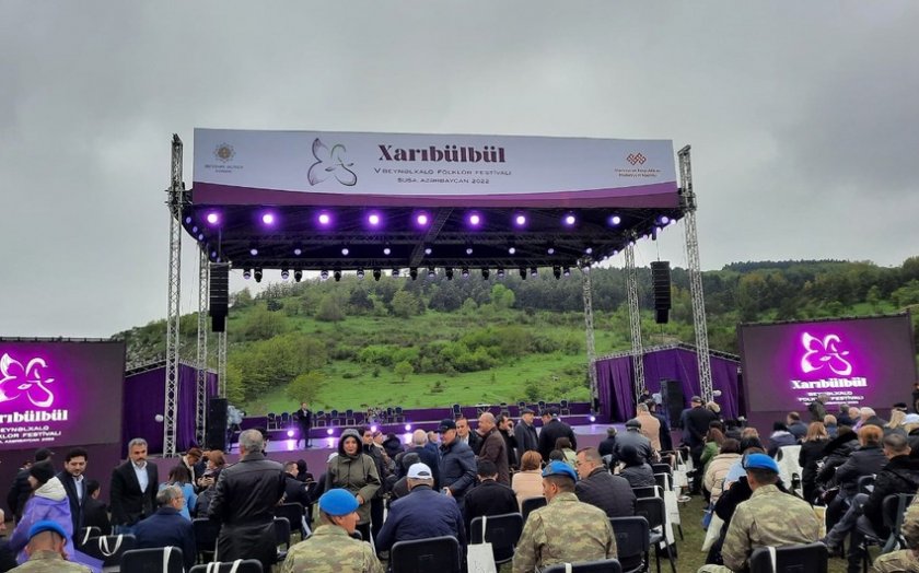 Şuşada "Xarıbülbül" Beynəlxalq Folklor Festivalı başlayıb