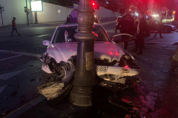 Bakıda polislər qəzaya düşdülər