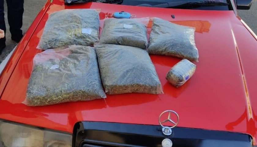 Lənkəranda sürücünün avtomobilində 6 kq-dan artıq narkotik aşkarlanıb-FOTO