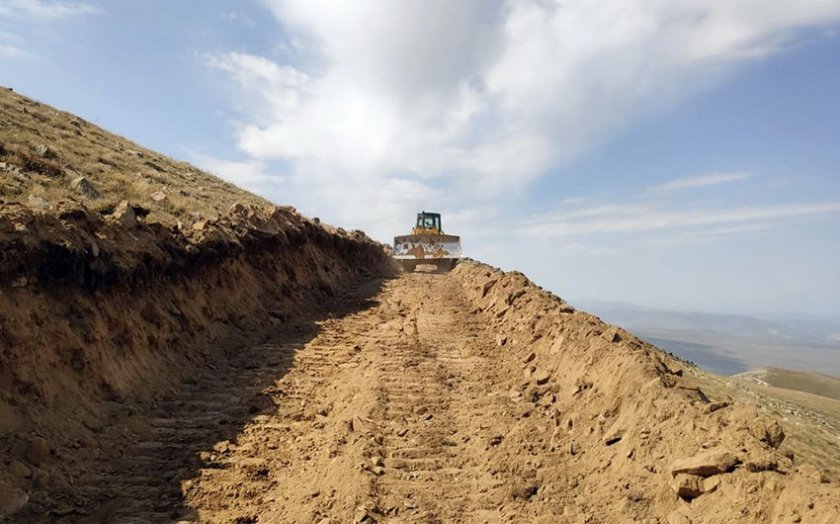 Kəlbəcər və Laçında 62 km-dən çox yeni təminat yolları çəkilib-VIDEO