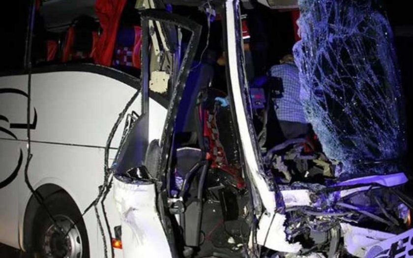 Türkiyədə avtobus qəzası olub, 1 nəfər ölüb, 43 nəfər yaralanıb