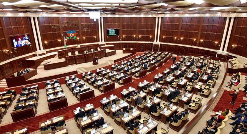29 partiya "Siyasi partiyalar haqqında" yeni qanun layihəsinə dair təkliflərini parlamentə təqdim edib