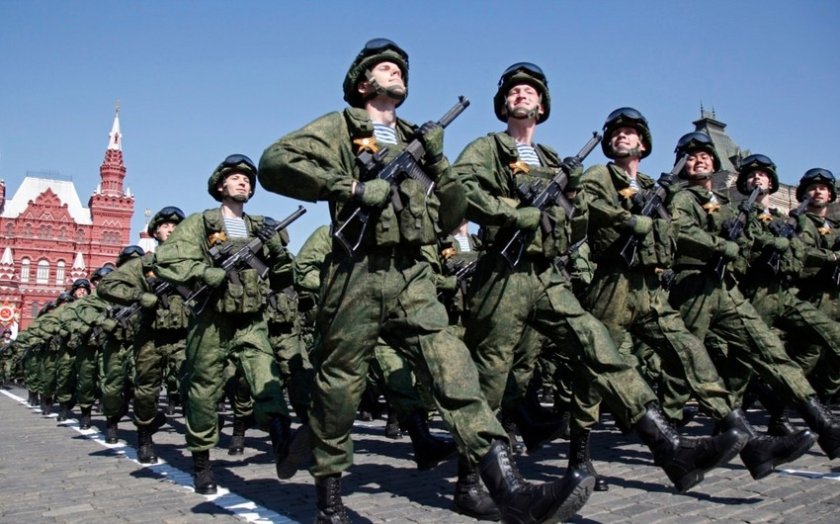 Rusiyada ehtiyatda olan 300 min nəfər orduya çağırılacaq