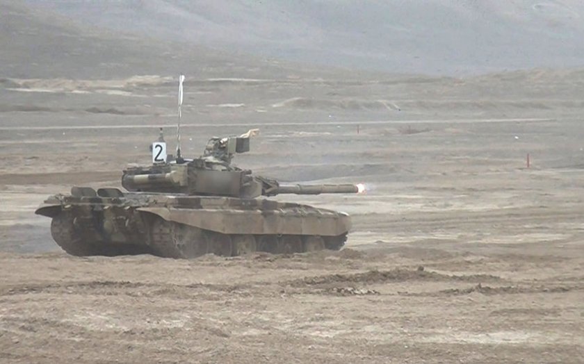 Azərbaycan Ordusunda tankçıların yarışı keçirilir-VİDEO