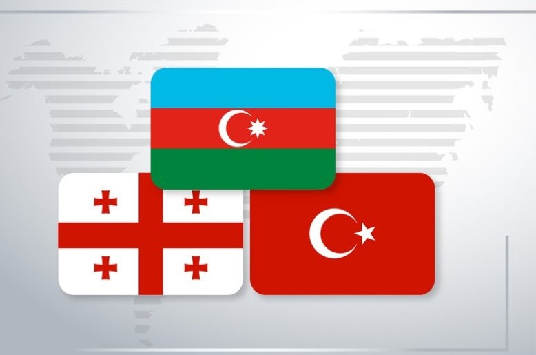 Kayseridə Azərbaycan, Türkiyə və Gürcüstan müdafiə nazirləri arasında görüş başlayıb