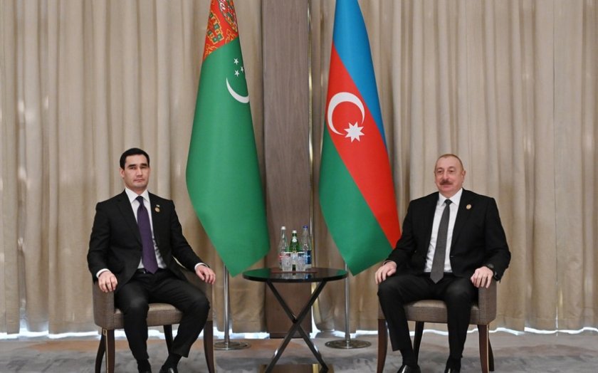 İlham Əliyev Türkmənistan prezidenti ilə görüşüb