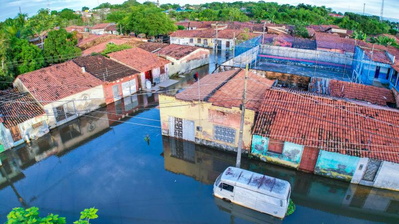 Daşqınlar Brazilyada minlərlə evi su altında qoydu