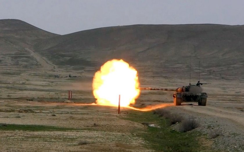 Azərbaycan Ordusunun tank bölmələrinin döyüş hazırlığı artırılır-VIDEO