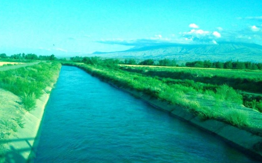 Yuxarı Qarabağ kanalı daşıb