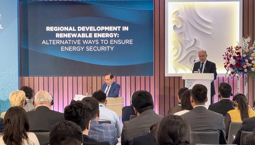 Energetika naziri Astana Beynəlxalq Forumunda enerji təhlükəsizliyində “yaşıl enerji”nin rolundan danışıb
