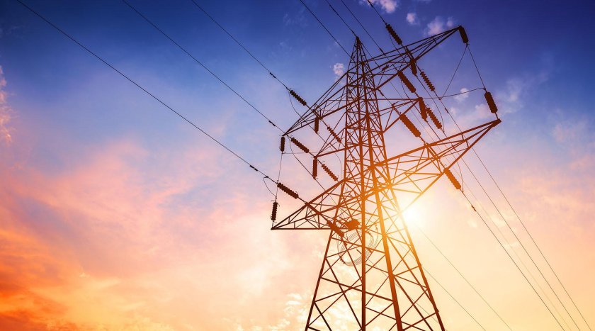 8 ayda respublikada elektrik enerjisi istehsalı 0,8 % artıb