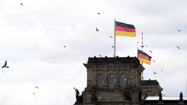 Almaniyada bomba həyəcanı, çox sayda bina boşaldıldı