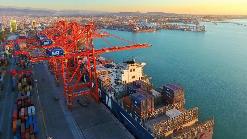 Türkiyə limanlarından təqribən 392 milyon ton yük daşınıb